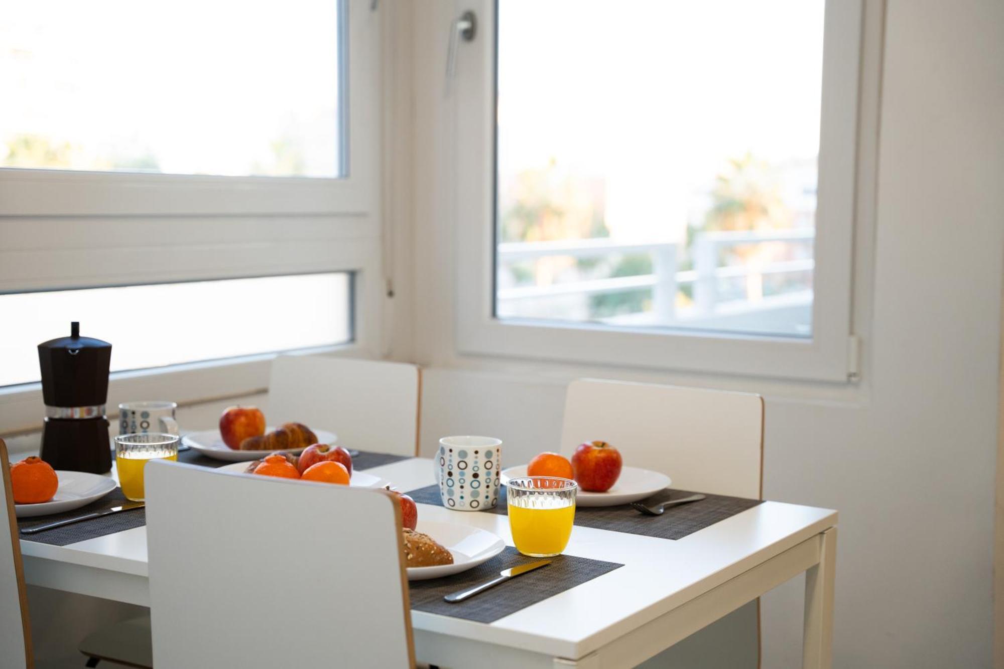 Apartamento Torre Cervantes, Moderno, Luminoso, A 5 Min De La Playa Almería Zewnętrze zdjęcie